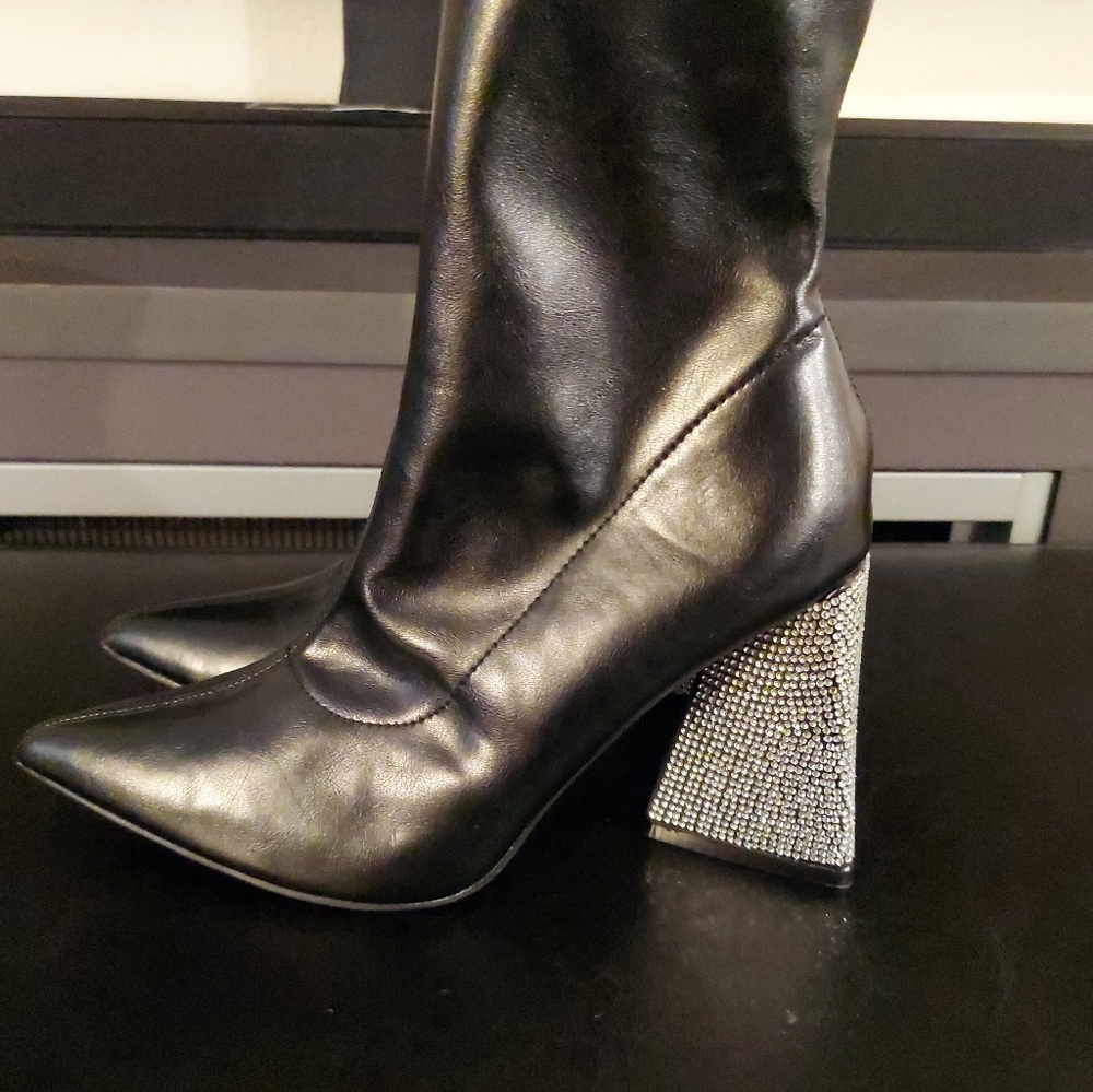 Forever 21 Boots - Picture 2 of 4